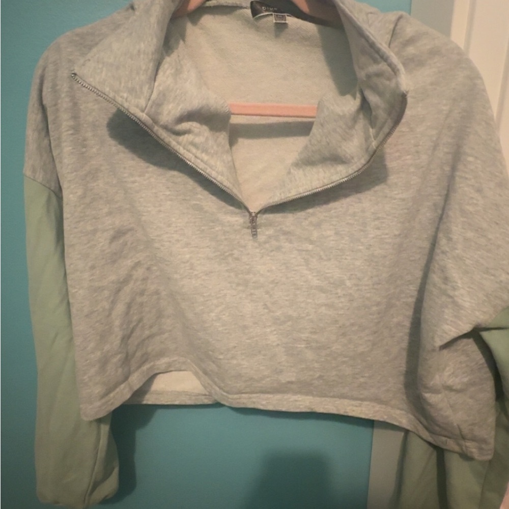 Blue Blush Gray and Green Zip-Up Top